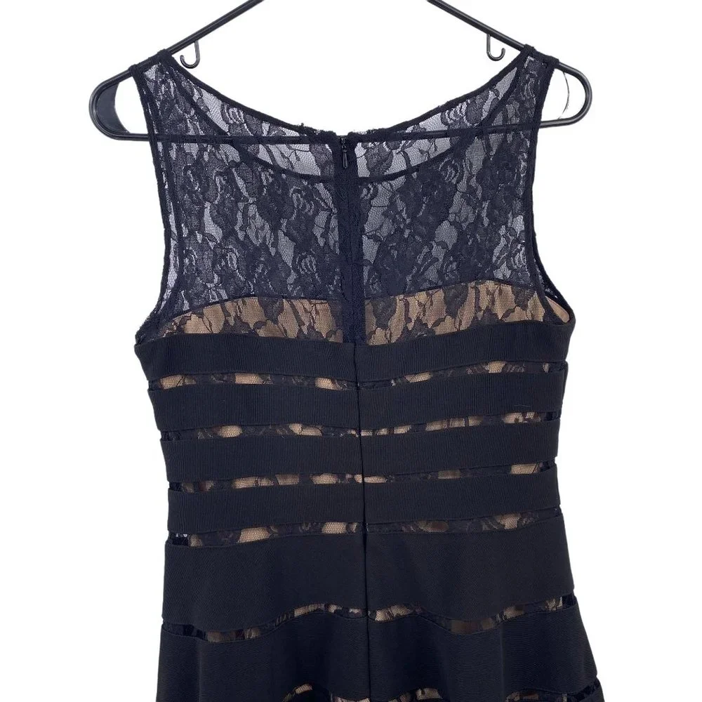 JS Collections Fit & Flare cocktail dress lace cut out sleeveless size 8 wedding